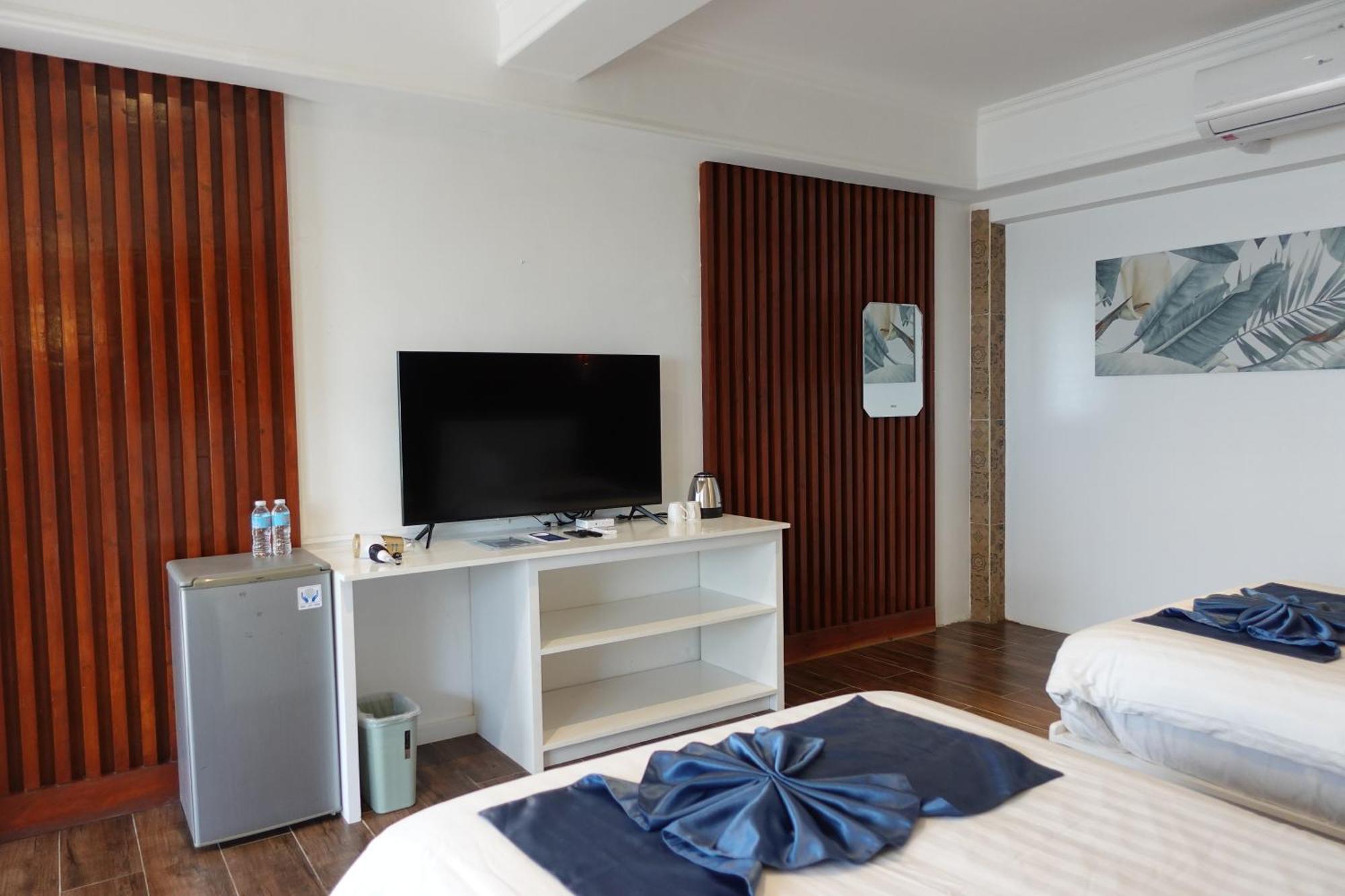 Bolabog Beach Resort Balabag  ภายนอก รูปภาพ